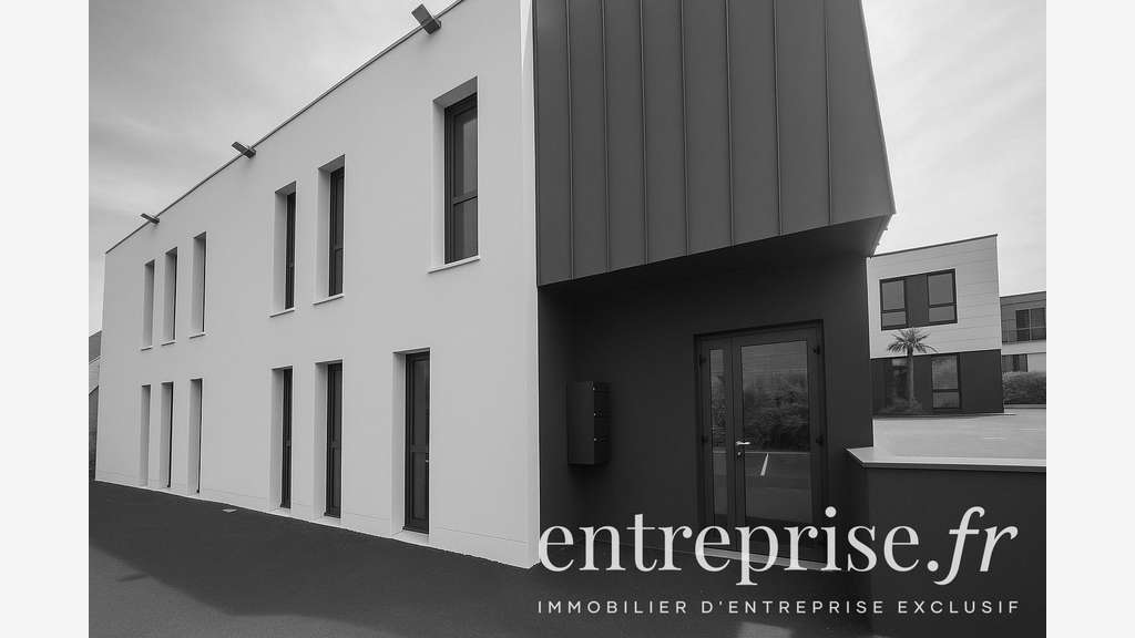 Plateau de bureaux neuf 156m² à louer à Beaucouzé