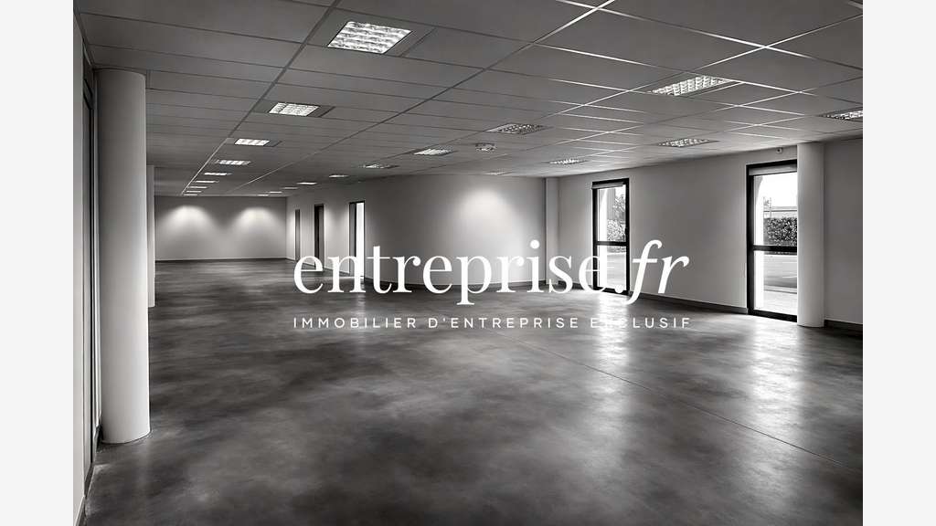 Bail précaire local d'activité 247m² à Beaucouzé 