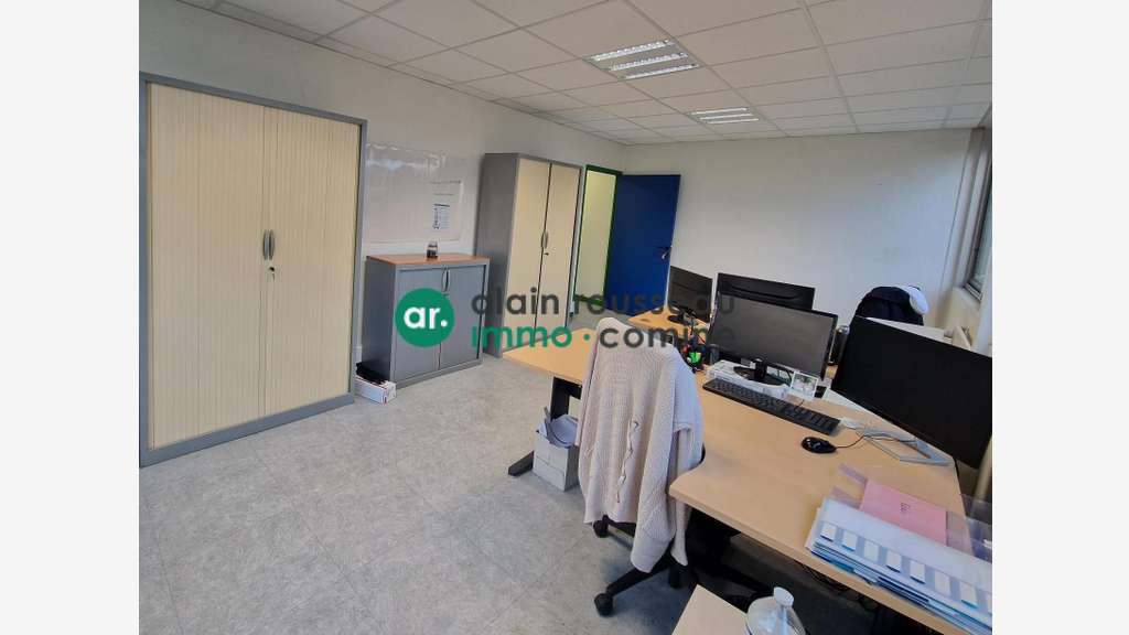 A louer bureaux 98m² environnement calme Beaucouzé