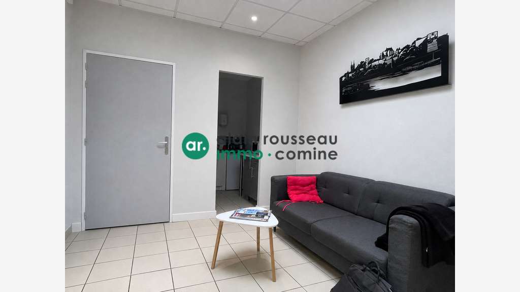 A louer 95m² bureaux ZI Beaucouzé