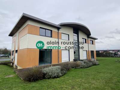 A louer immeuble bureaux 357m² à Beaucouzé