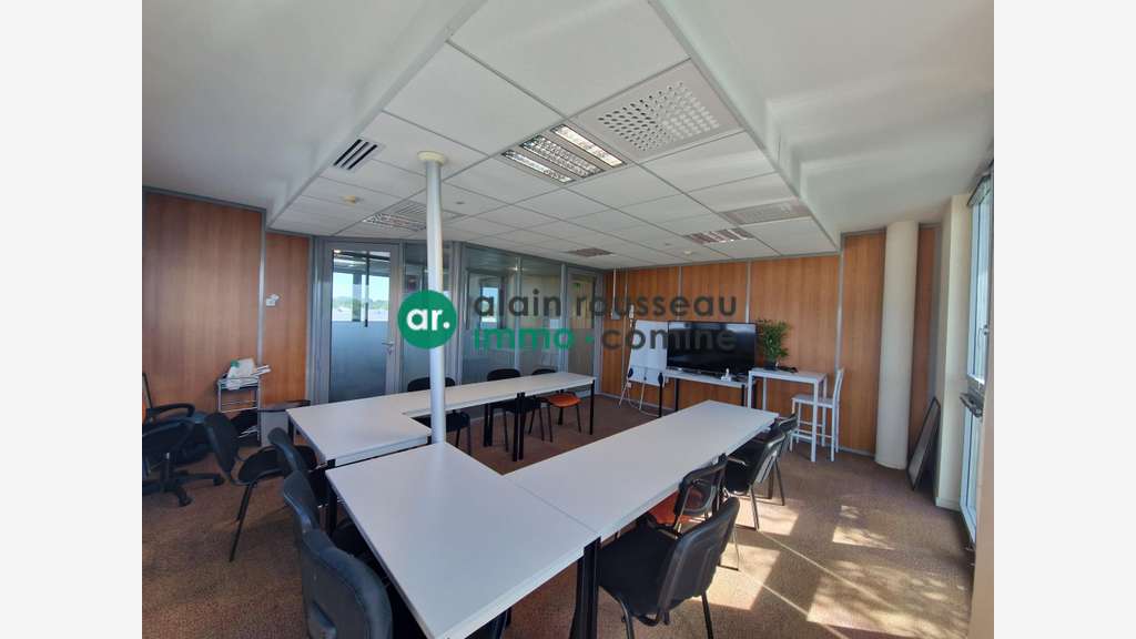 A louer plateau de bureaux 170m² à Beaucouzé
