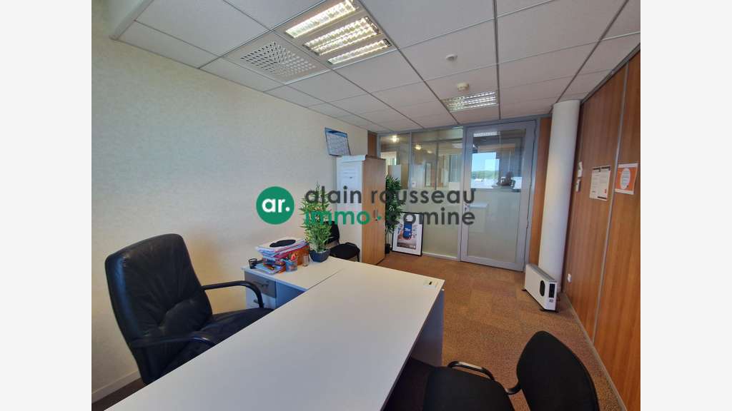 A louer plateau de bureaux 170m² à Beaucouzé
