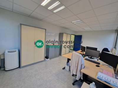A louer bureaux lumineux de 22,71m² à Beaucouzé