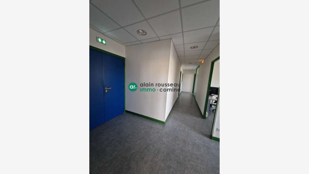 A louer bureaux lumineux de 16,40m² à Beaucouzé