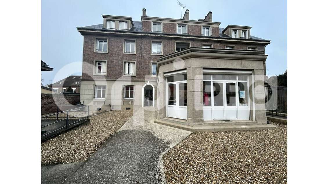 A louer local professionnel de 176m² à Beauvais