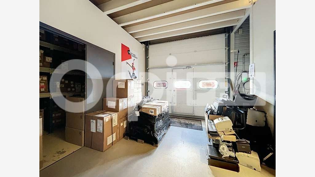 Bureaux de 250m² + parkings à louer à Beauvais