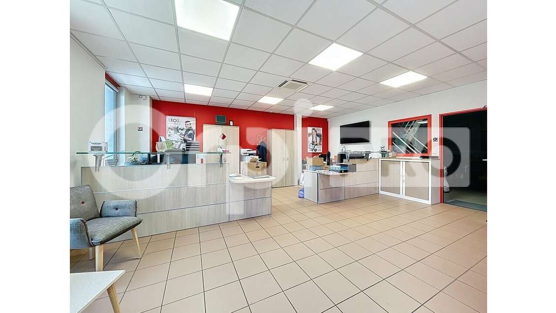 Bureaux de 250m² + parkings à louer à Beauvais