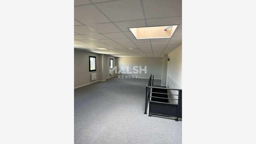 Bureaux 140m² à louer à Beauvallon Saint Andéol