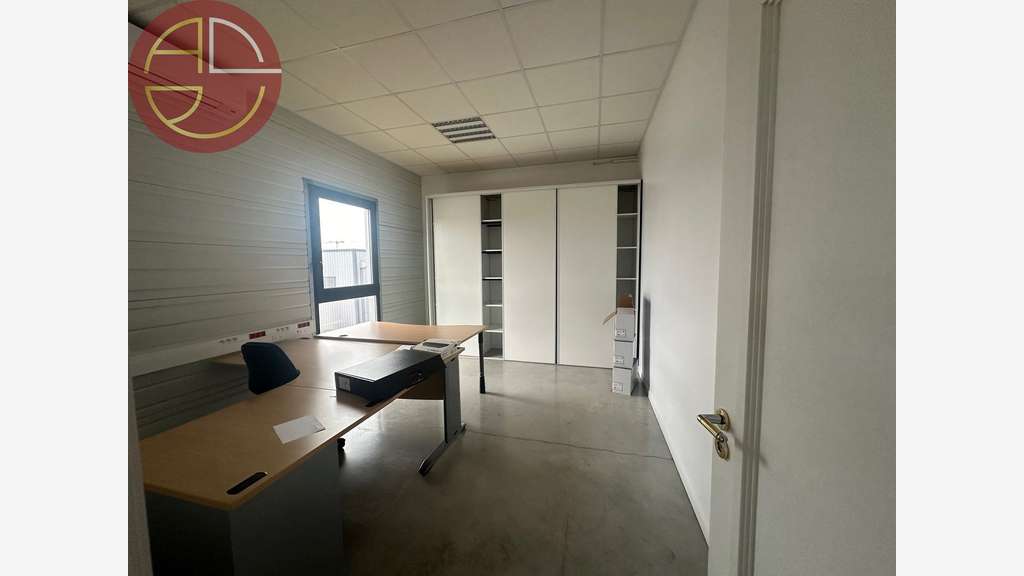 A louer beau plateau bureaux 80m² R+1 à Beauzelle