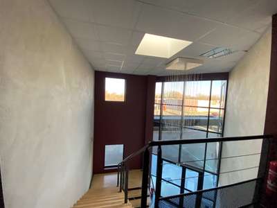 A louer beau plateau bureaux 80m² R+1 à Beauzelle