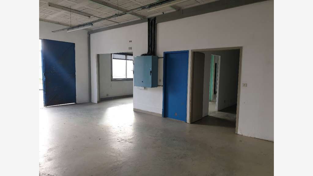 A louer bureaux 122m² à Bègles Pont F.Mitterrand
