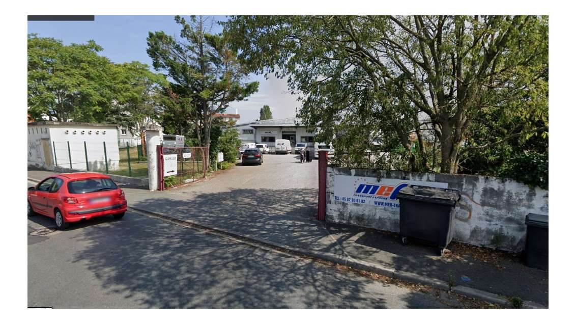 Bureaux 600m² R+1 à louer sortie n°21 à Bègles