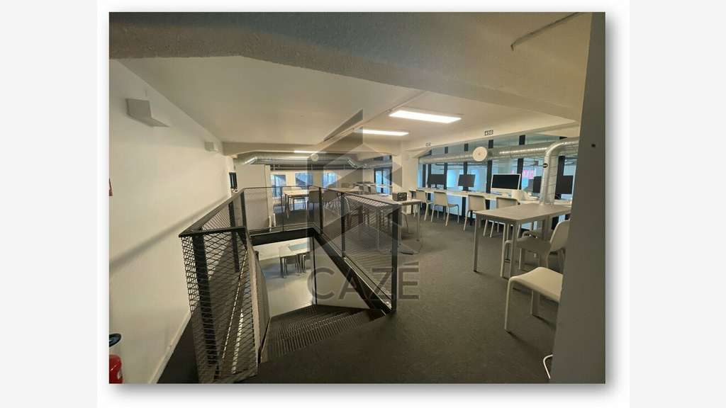 Bureaux 280m² ERP 5 à louer à Bègles Terres Neuves