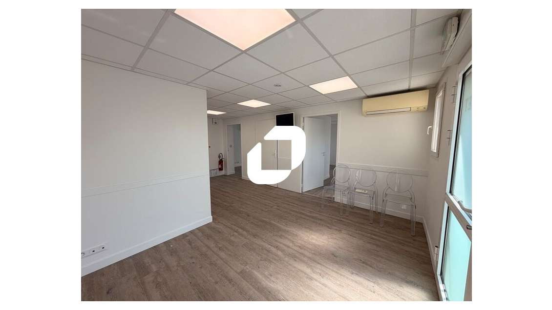 A louer Bureaux 70m² Begles