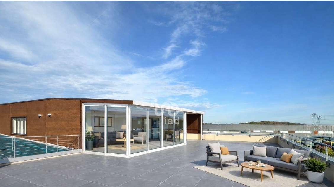 Location bureaux 70m² R+2 proche gare de Viarmes