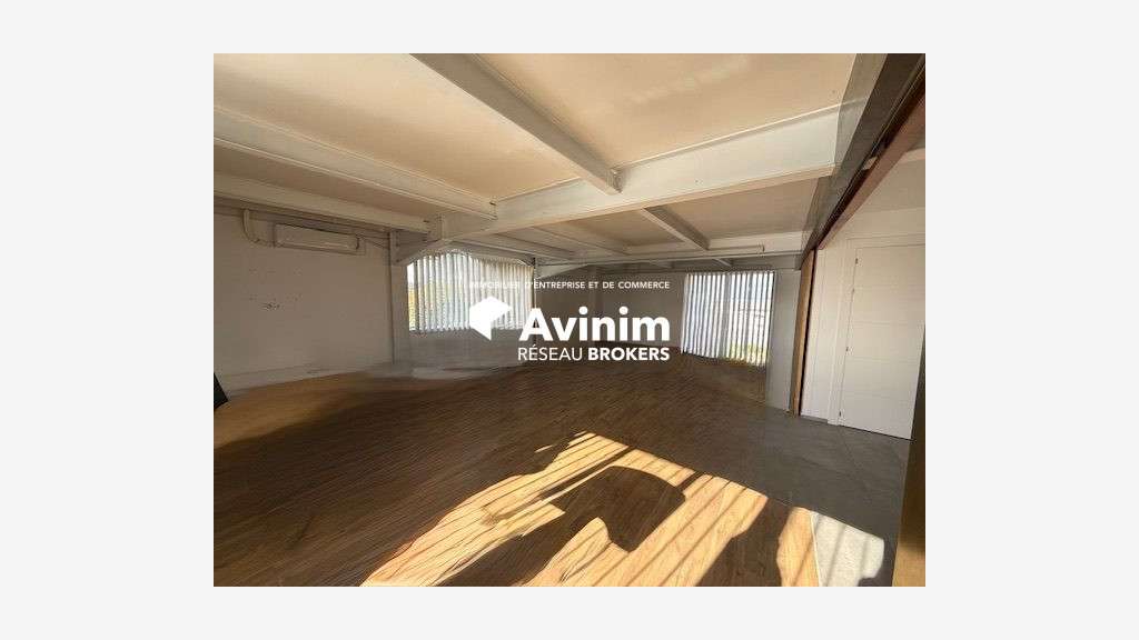 À louer bureaux avec terrasses + parkings à Belloy