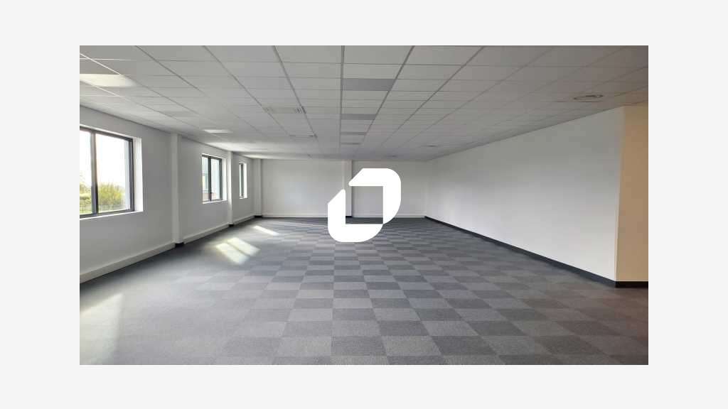 A louer Bureaux 486m² Belloy en france