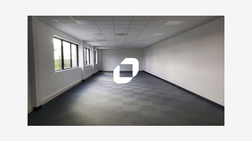 A louer Bureaux 280m² Belloy en france