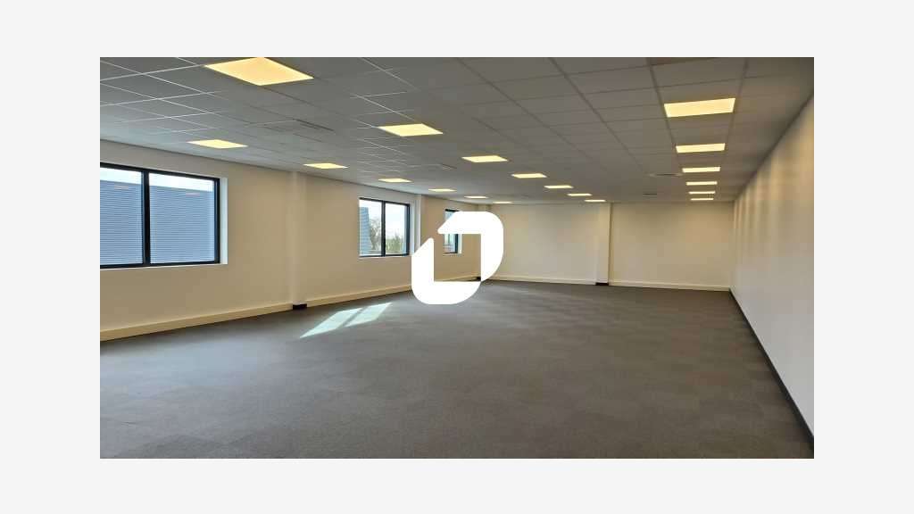 A louer Bureaux 280m² Belloy en france