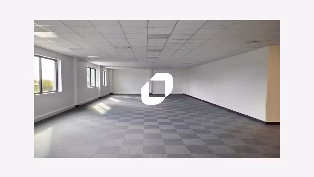 A louer Bureaux 486m² Belloy en france