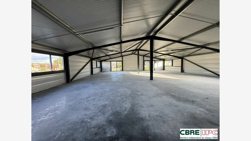 A louer bureaux 340m² empl N°1 Bénesse-Maremne