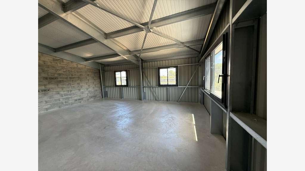 Plateau bureaux 83m² R+1 à louer Bénesse-Maremne