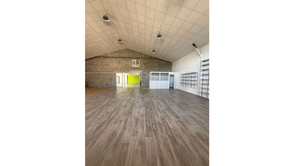 Bureaux 320m² à louer à Bergerac