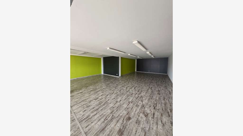 Bureaux 320m² à louer à Bergerac