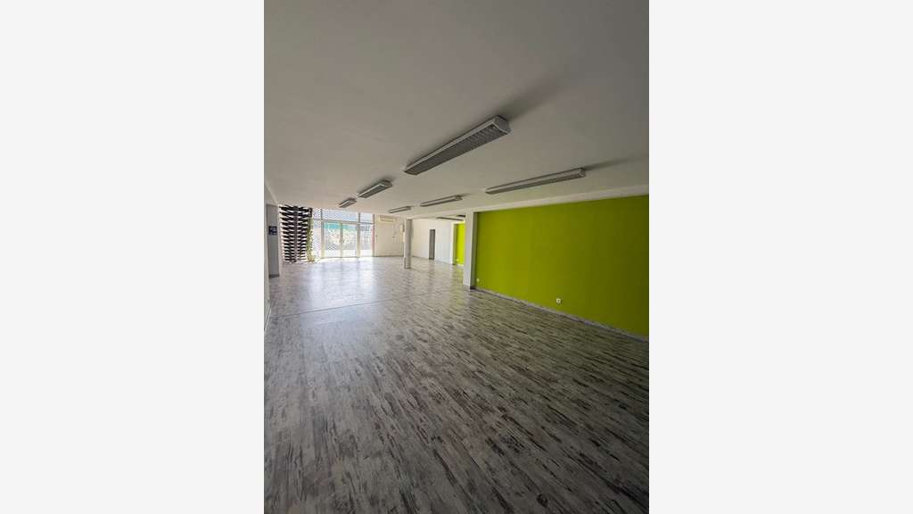 Bureaux 320m² à louer à Bergerac