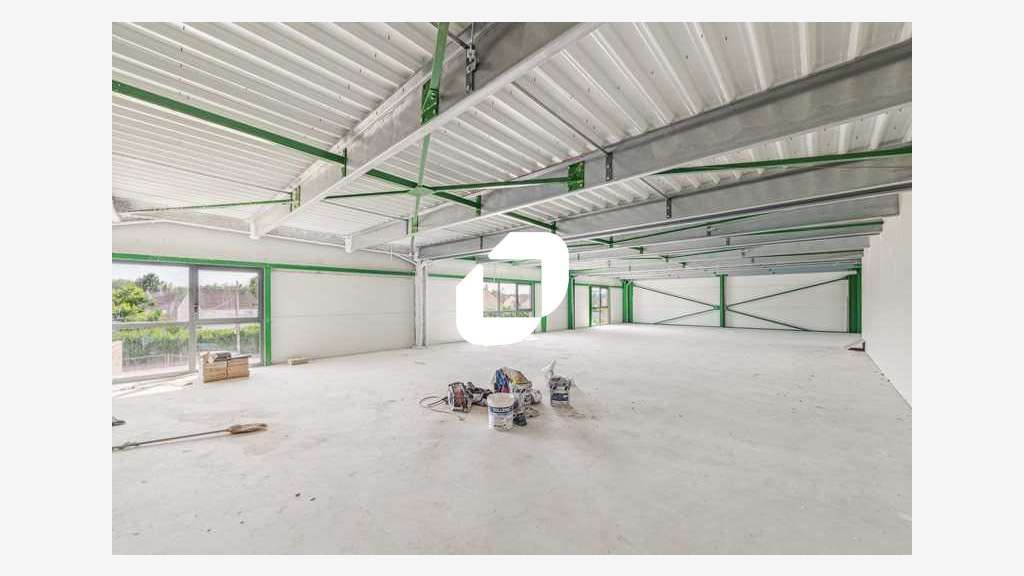 A louer Bureaux 460m² Bernes sur oise