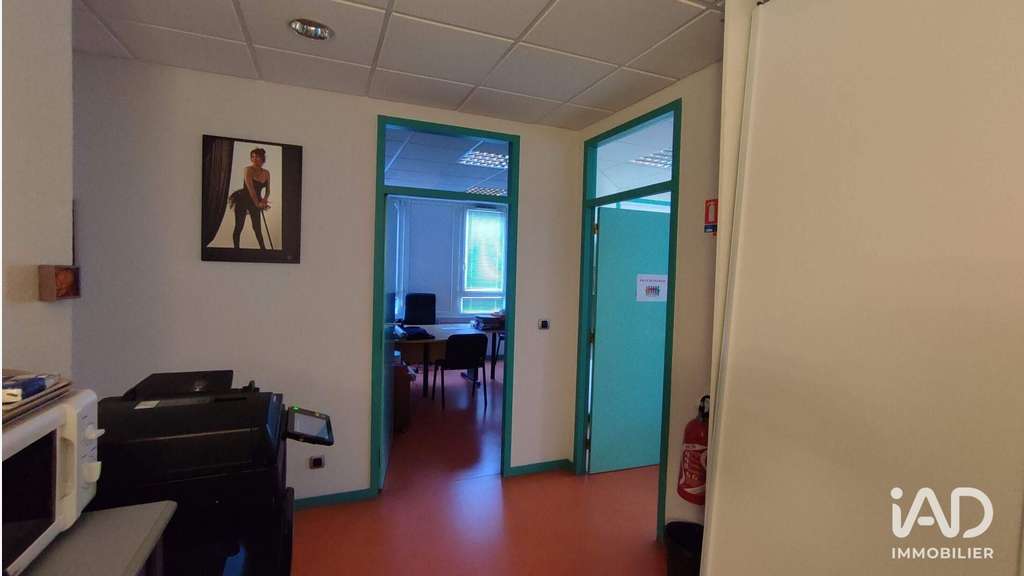 Location bureaux 105m² plain-pied PMR à Besançon