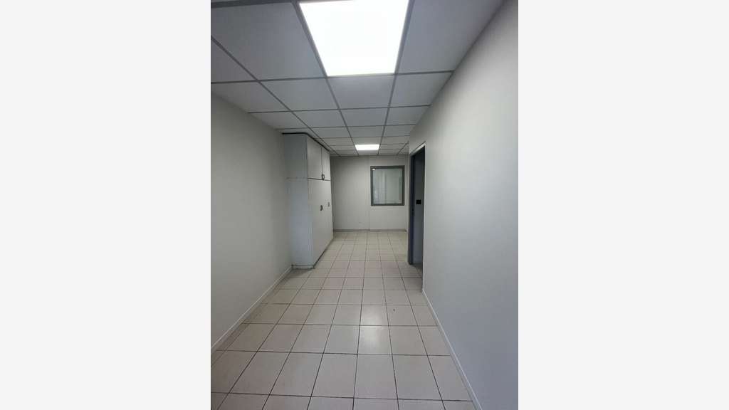 A louer bureaux RDC rampe PMR de 109m² à Besançon