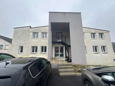 A louer bureaux RDC rampe PMR de 109m² à Besançon
