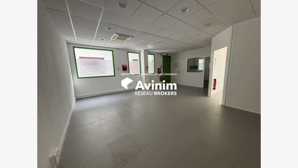 Bureaux premium 244m² R+1 à louer à Besançon