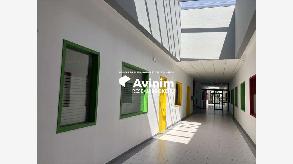 Bureaux premium 244m² R+1 à louer à Besançon