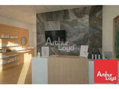 Location Locaux commerciaux - Boutiques à Bessines