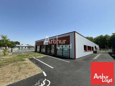 Bureaux de 103m² de plain pied à louer à Bessines
