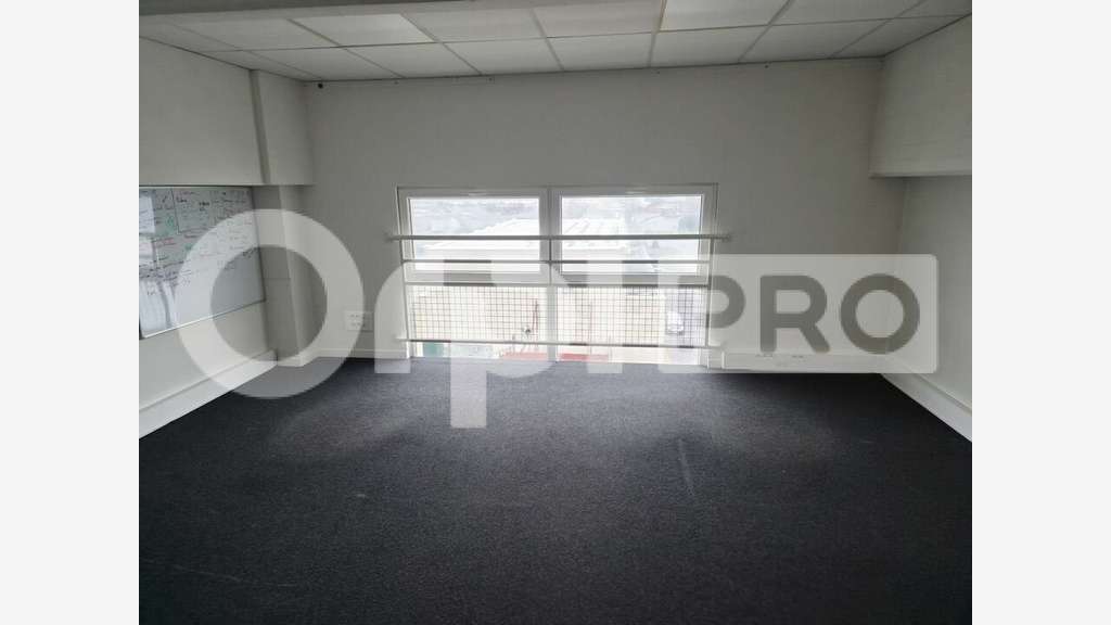 Bureau 360m² R+2 à louer à Bétheny