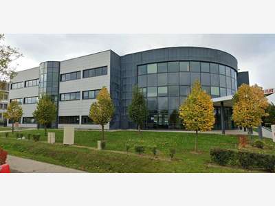 À louer – Bureaux de 450 m² avec showroom à Beza