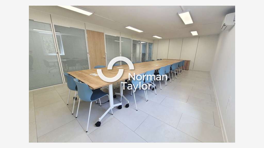 Plateau de bureaux 600m² neuf de qualité à Béziers
