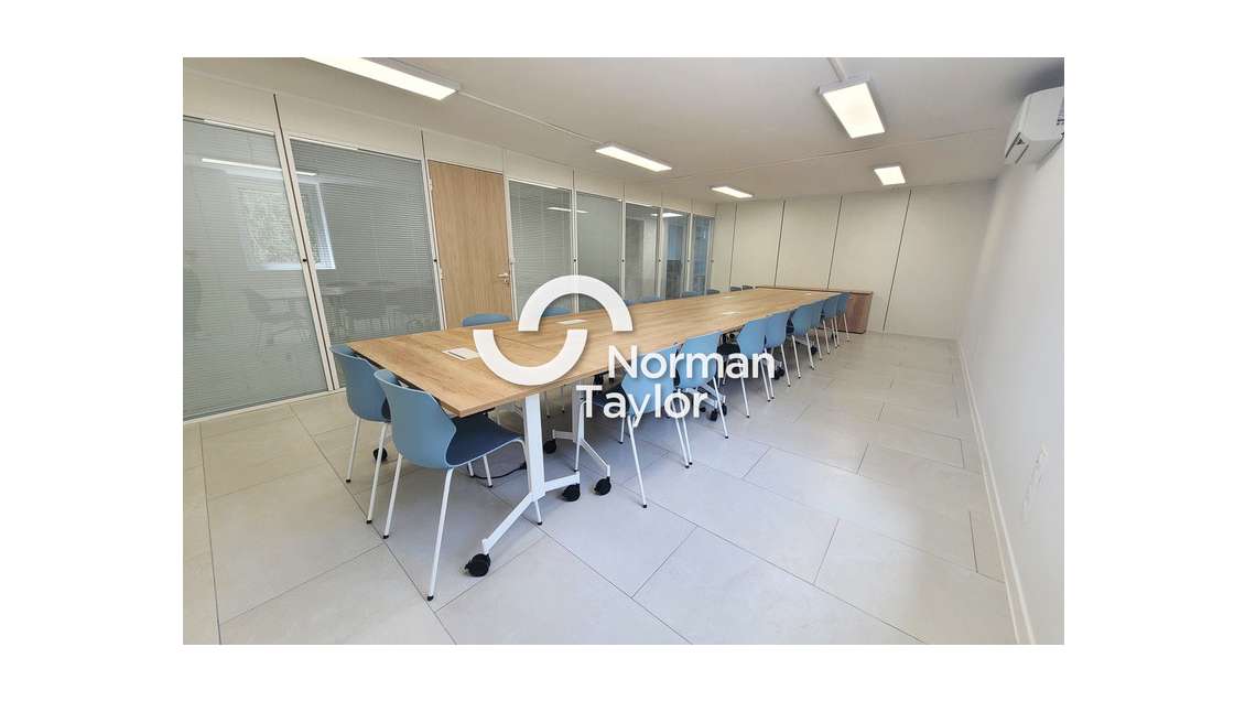 Plateau de bureaux 600m² neuf de qualité à Béziers