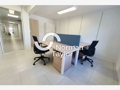 Plateau de bureaux 600m² neuf bel axe de Béziers