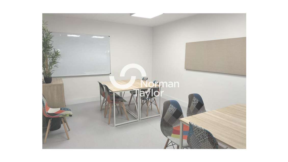 Bureaux 304m² divisibles à louer à Béziers