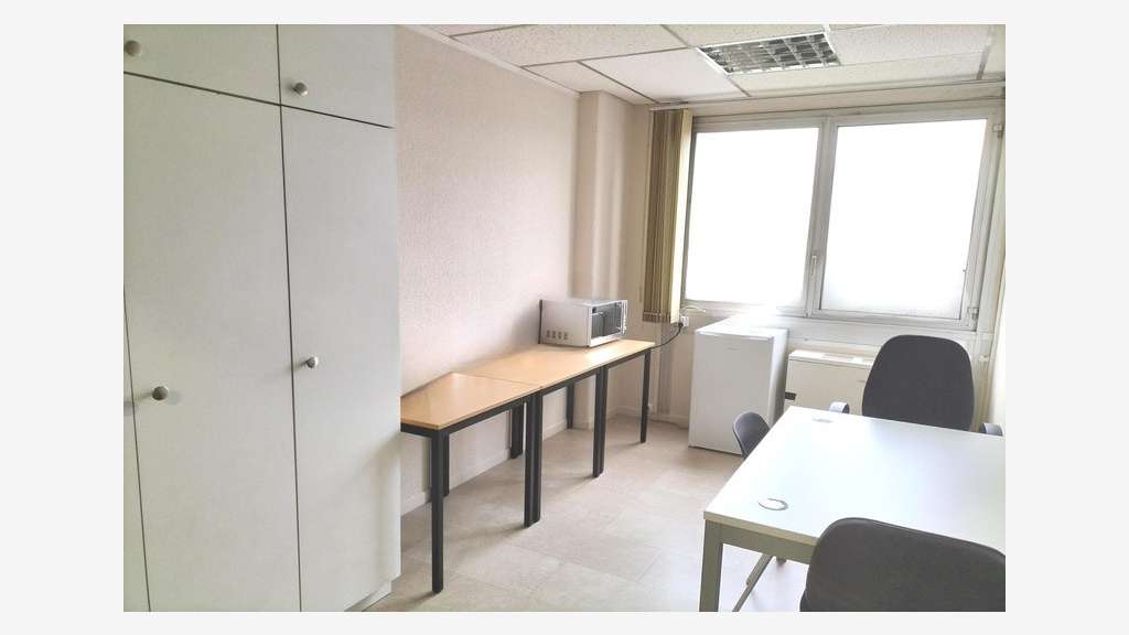 Bureaux à louer 100m² non divisibles à Béziers
