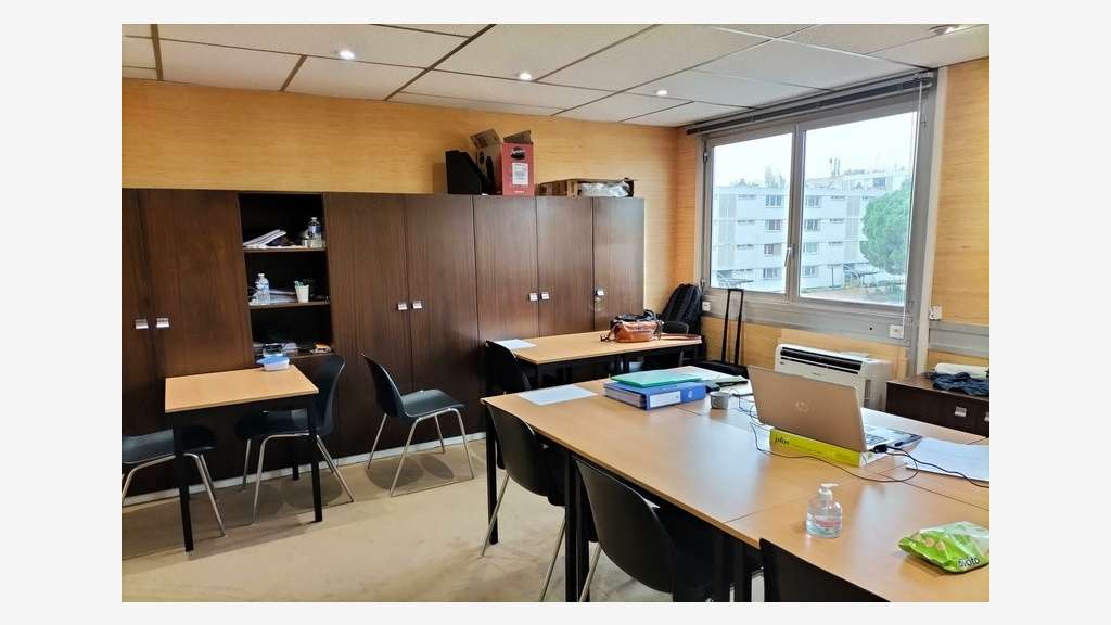 Bureaux à louer 100m² non divisibles à Béziers