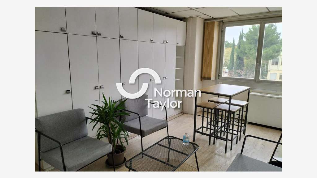 Bureaux à louer 100m² non divisibles à Béziers