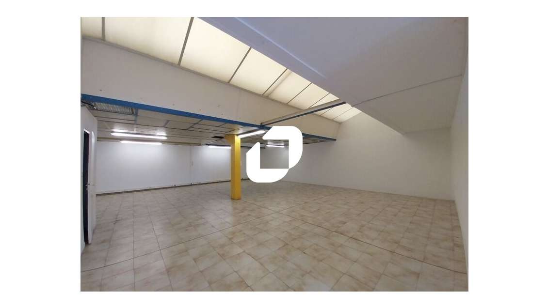 A louer Bureaux 175m² Beziers