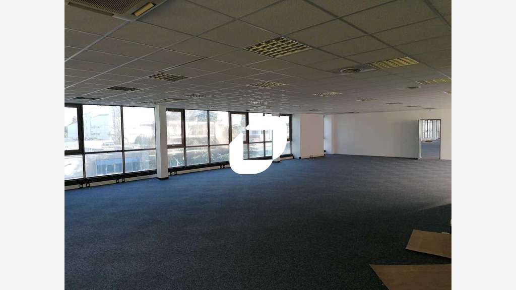 A louer Bureaux 750m² Bezons