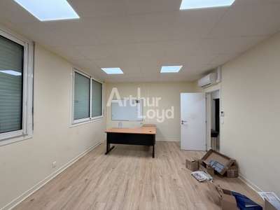 Bureaux de 206m² idéalement situés à louer Biard